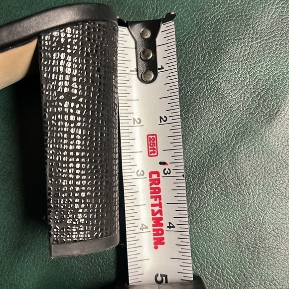 Donald J. Pliner Sukari Womens Leather Peep Toe Mule Sandals - Like New - Picture 5 of 5